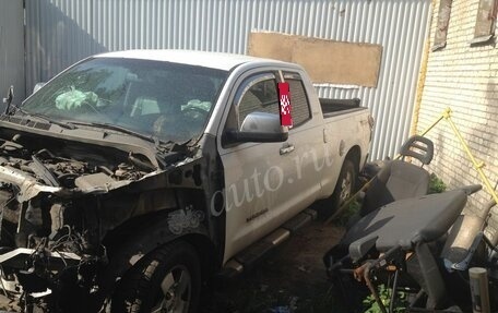 Toyota Tundra II, 2008 год, 610 000 рублей, 3 фотография