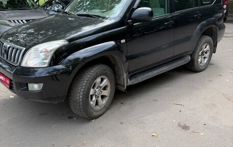Toyota Land Cruiser Prado 120 рестайлинг, 2007 год, 2 400 000 рублей, 1 фотография