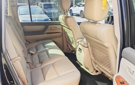 Toyota Land Cruiser 100 рестайлинг 2, 2005 год, 1 950 000 рублей, 5 фотография