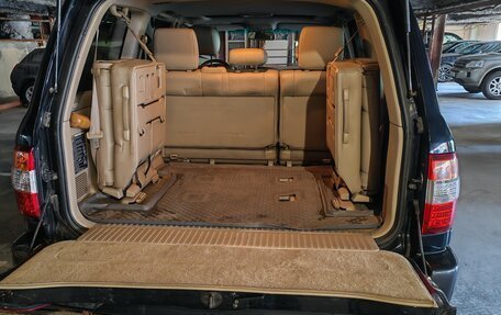 Toyota Land Cruiser 100 рестайлинг 2, 2005 год, 1 950 000 рублей, 7 фотография