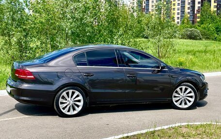 Volkswagen Passat B7, 2011 год, 950 000 рублей, 4 фотография