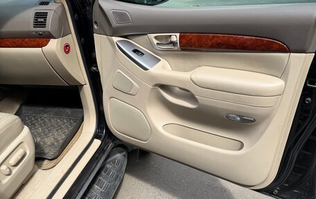 Toyota Land Cruiser Prado 120 рестайлинг, 2007 год, 2 400 000 рублей, 12 фотография