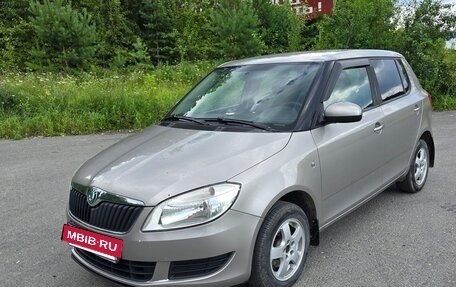 Skoda Fabia II, 2011 год, 560 000 рублей, 2 фотография