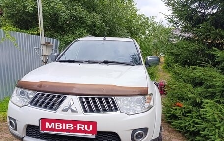 Mitsubishi Pajero Sport II рестайлинг, 2012 год, 2 150 000 рублей, 2 фотография