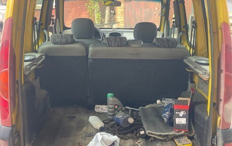 Renault Kangoo II рестайлинг, 2002 год, 80 000 рублей, 9 фотография