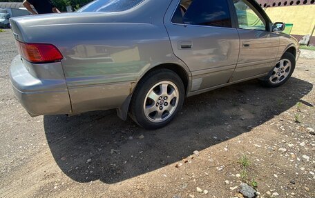 Toyota Camry, 2000 год, 460 000 рублей, 3 фотография