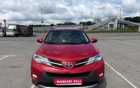 Toyota RAV4, 2013 год, 1 850 000 рублей, 2 фотография