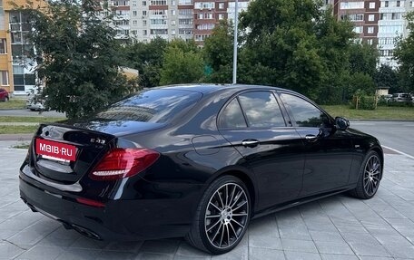 Mercedes-Benz E-Класс AMG, 2017 год, 4 860 000 рублей, 20 фотография