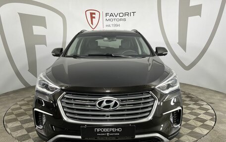 Hyundai Santa Fe III рестайлинг, 2016 год, 1 999 000 рублей, 2 фотография
