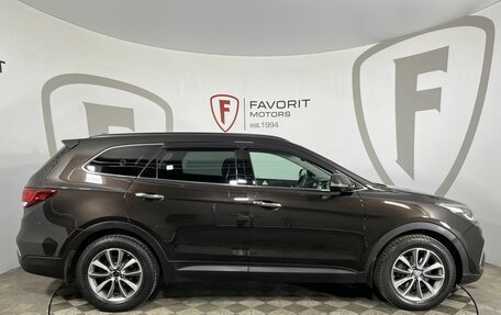 Hyundai Santa Fe III рестайлинг, 2016 год, 1 999 000 рублей, 4 фотография