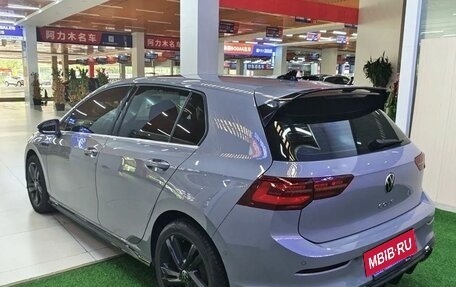 Volkswagen Golf VIII, 2022 год, 2 350 000 рублей, 2 фотография