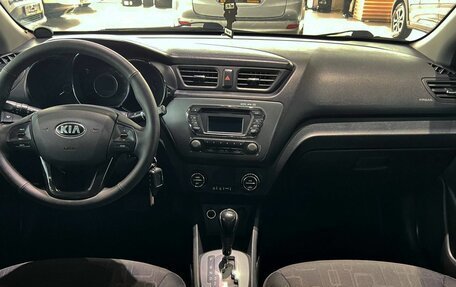 KIA Rio III рестайлинг, 2013 год, 890 000 рублей, 21 фотография