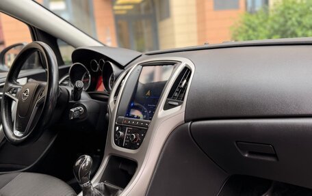 Opel Astra J, 2011 год, 500 000 рублей, 31 фотография