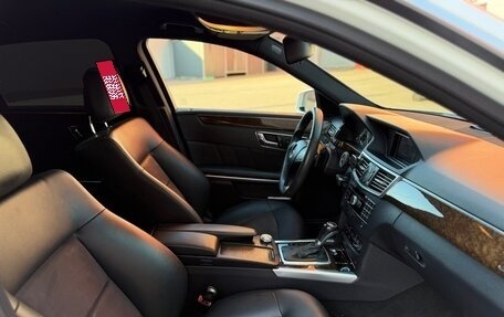 Mercedes-Benz E-Класс, 2010 год, 1 250 000 рублей, 13 фотография