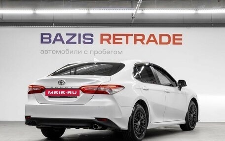 Toyota Camry, 2020 год, 3 400 000 рублей, 6 фотография