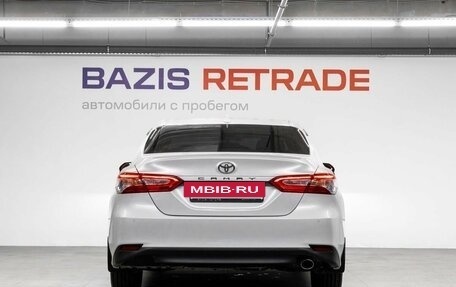 Toyota Camry, 2020 год, 3 400 000 рублей, 7 фотография