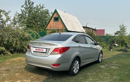 Hyundai Solaris II рестайлинг, 2012 год, 920 000 рублей, 4 фотография