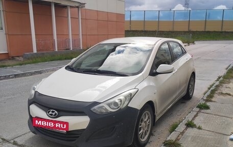Hyundai i30 II рестайлинг, 2012 год, 750 000 рублей, 4 фотография