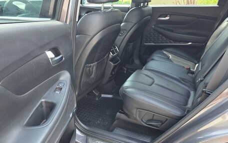 Hyundai Santa Fe IV, 2019 год, 3 000 000 рублей, 17 фотография