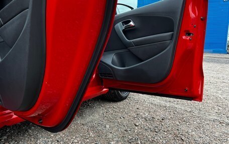 Volkswagen Polo VI (EU Market), 2009 год, 450 000 рублей, 24 фотография