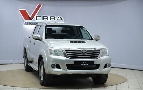 Toyota Hilux VII, 2013 год, 1 690 000 рублей, 2 фотография
