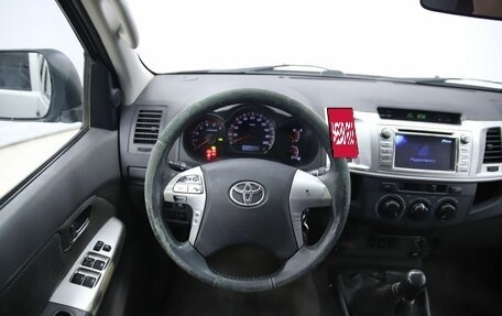 Toyota Hilux VII, 2013 год, 1 690 000 рублей, 11 фотография