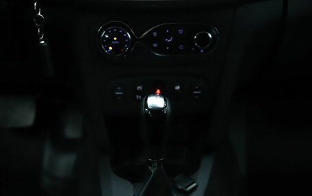 Renault Sandero II рестайлинг, 2017 год, 1 070 000 рублей, 14 фотография