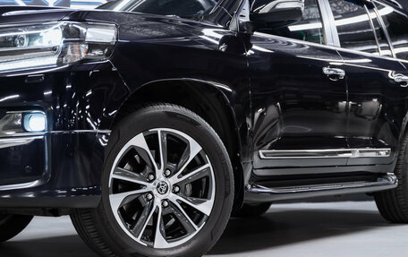 Toyota Land Cruiser 200, 2020 год, 8 200 000 рублей, 9 фотография