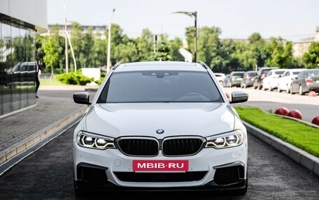 BMW 5 серия, 2018 год, 3 499 000 рублей, 4 фотография