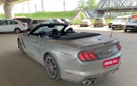Ford Mustang VI рестайлинг, 2020 год, 2 940 000 рублей, 7 фотография