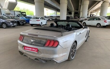 Ford Mustang VI рестайлинг, 2020 год, 2 940 000 рублей, 6 фотография