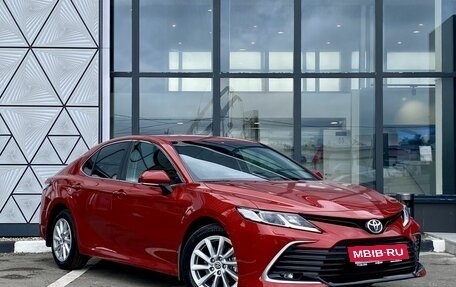 Toyota Camry, 2021 год, 3 199 000 рублей, 3 фотография