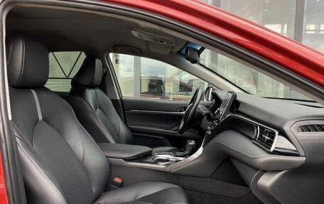 Toyota Camry, 2021 год, 3 199 000 рублей, 24 фотография