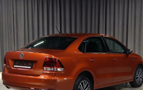 Volkswagen Polo VI (EU Market), 2016 год, 899 000 рублей, 2 фотография