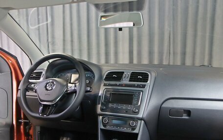 Volkswagen Polo VI (EU Market), 2016 год, 899 000 рублей, 5 фотография