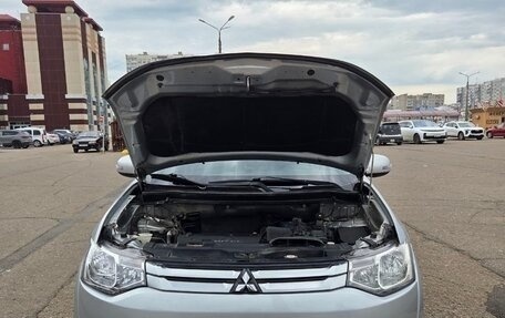 Mitsubishi Outlander III рестайлинг 3, 2014 год, 1 450 000 рублей, 4 фотография