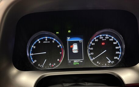 Toyota RAV4, 2019 год, 2 670 000 рублей, 9 фотография