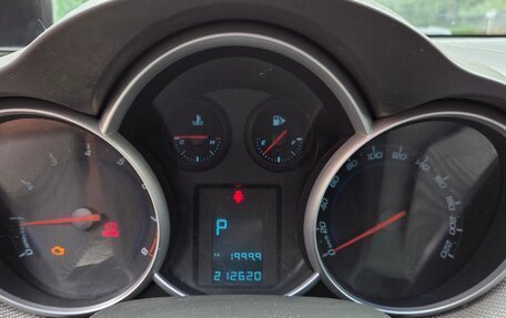 Chevrolet Cruze II, 2010 год, 495 000 рублей, 9 фотография