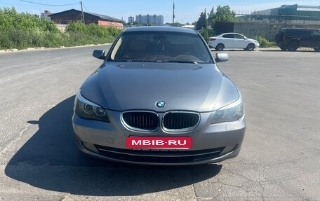BMW 5 серия, 2008 год, 880 000 рублей, 11 фотография