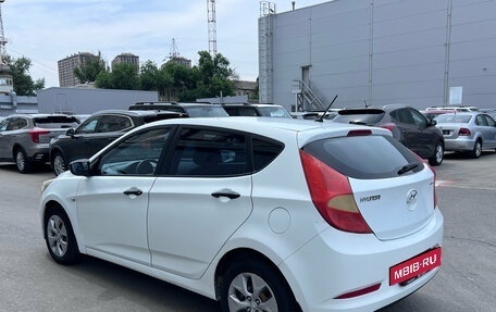 Hyundai Solaris II рестайлинг, 2015 год, 696 000 рублей, 6 фотография