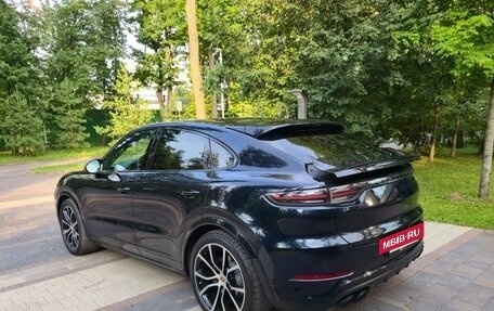 Porsche Cayenne III, 2022 год, 9 850 000 рублей, 2 фотография