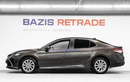 Toyota Camry, 2021 год, 3 300 000 рублей, 9 фотография