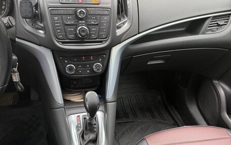 Opel Zafira C рестайлинг, 2013 год, 900 000 рублей, 12 фотография