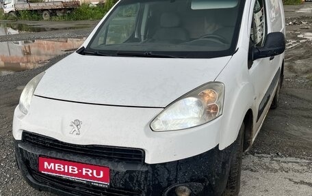 Peugeot Partner II рестайлинг 2, 2012 год, 550 000 рублей, 1 фотография