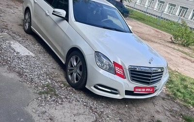 Mercedes-Benz E-Класс, 2011 год, 1 550 000 рублей, 1 фотография