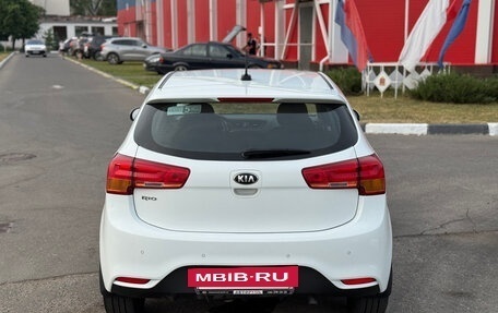 KIA Rio III рестайлинг, 2017 год, 1 280 000 рублей, 4 фотография