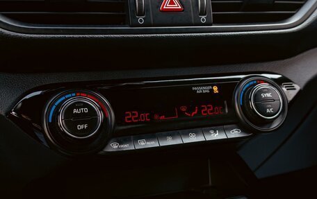 KIA Cerato IV, 2021 год, 2 055 000 рублей, 15 фотография