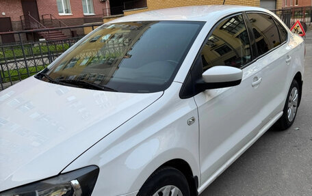 Volkswagen Polo VI (EU Market), 2012 год, 680 000 рублей, 2 фотография