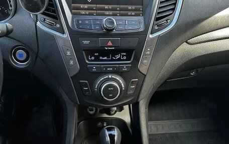 Hyundai Santa Fe III рестайлинг, 2016 год, 2 699 000 рублей, 10 фотография