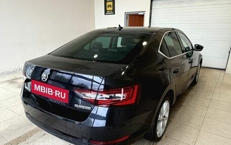 Skoda Superb III рестайлинг, 2015 год, 1 650 000 рублей, 4 фотография